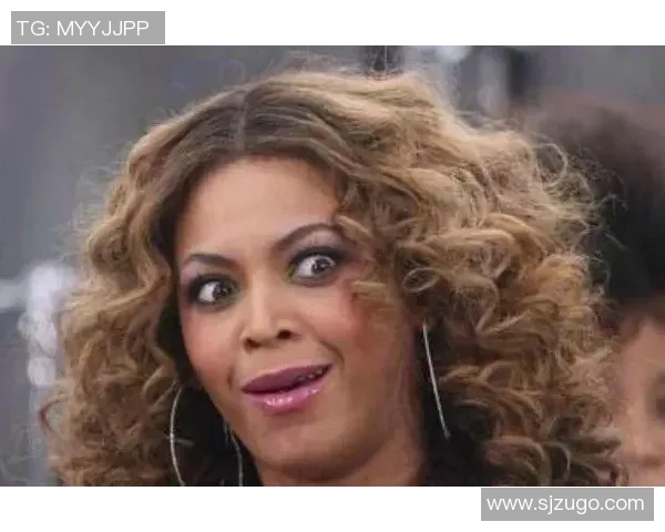 足球明星表情包与玫瑰花的完美结合展现独特魅力与情感表达